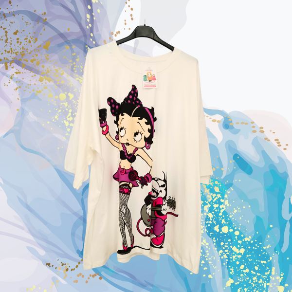 Camiseta Betty Sexy curvy plus