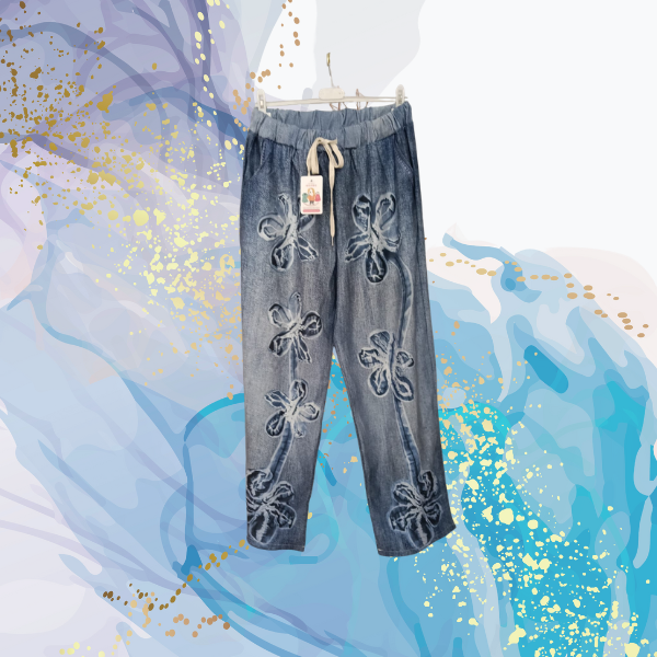 Pantalón curvy flores pierna ancha